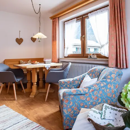 Ferienwohnung Haus St. Korbinian Mittenwald Exterior foto