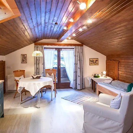 Ferienwohnung Haus St. Korbinian Mittenwald Exterior foto
